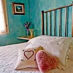 Casina Botinaccio By Mmega * Villanova (Tuscany)